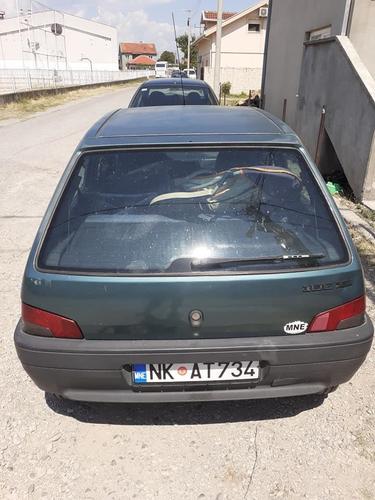 Pežo 106 benzinac