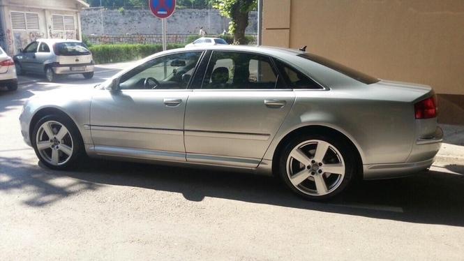 Audi A8 -04
