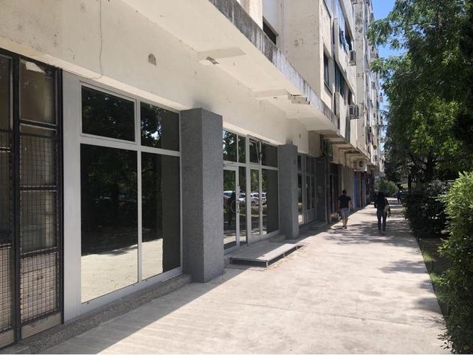 Izdavanje posloovni prostor Preko Morače