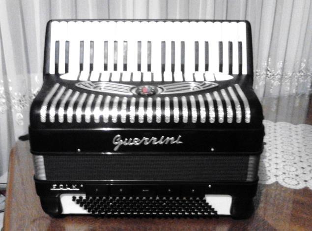 Harmoniku marke Guerrini - Folk