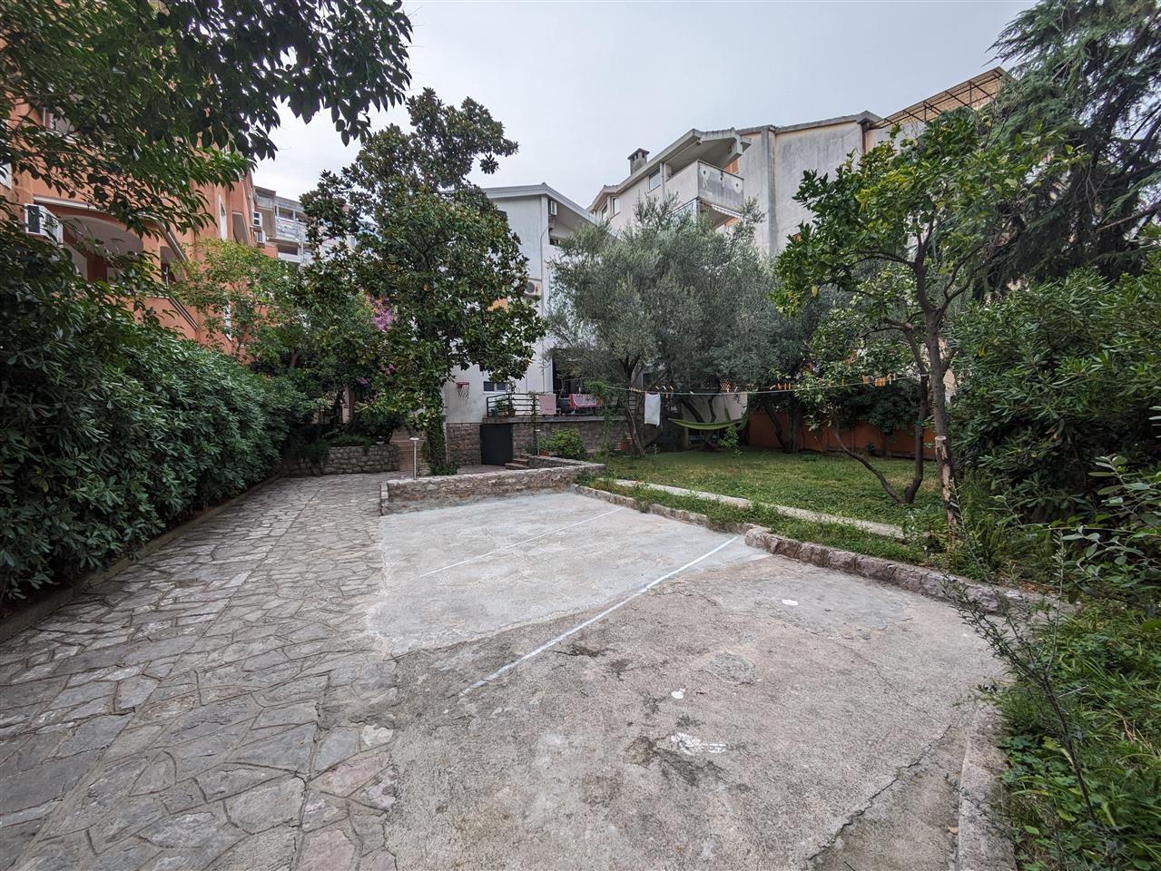 Dugogodišnje-izdavanje-kuće