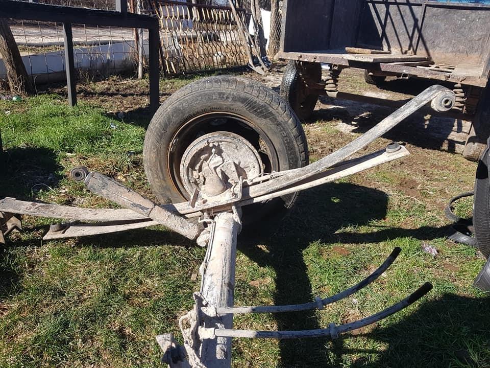 Prodajem-torziju-I-djelove-od-BMW-318