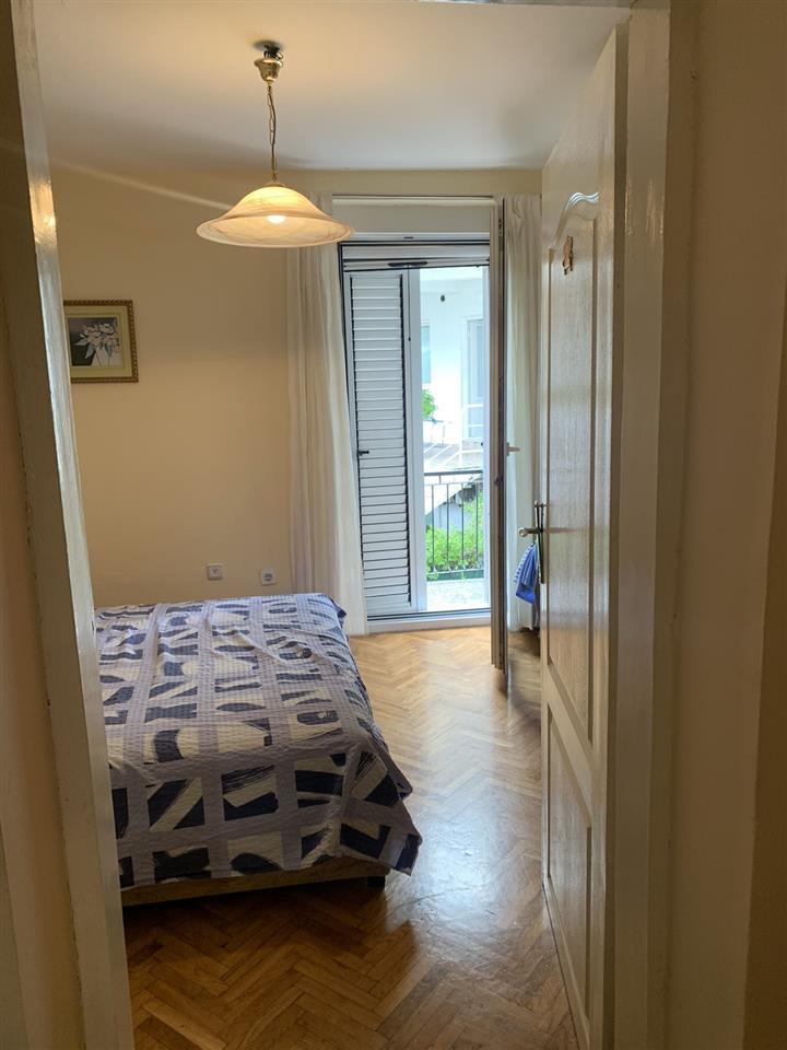 Prodaje-se-stan-77m2-Sveti-Stefan
