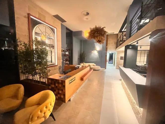 Iznajmljujem apartman u hotelu Invictus/Bečići