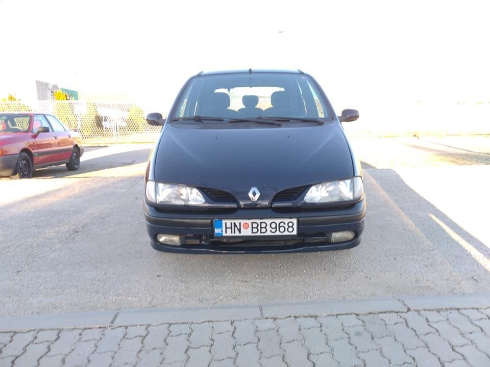 Renault-megane-scenic
