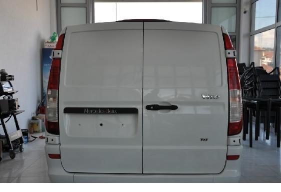 Mercedes-Benz---Vito-111-CDI