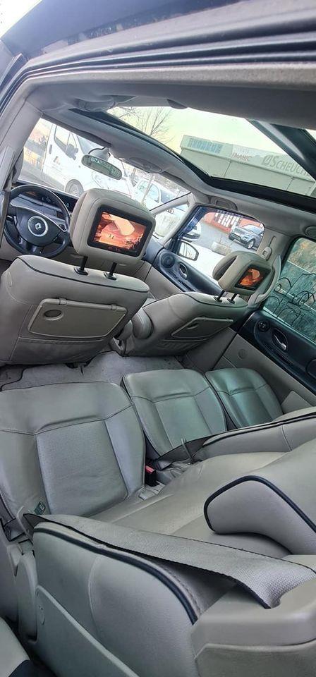 Grand-espace-3-5-I-prikolica