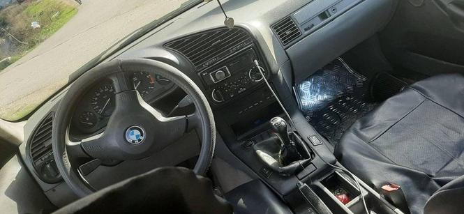 Na prodaju bmw e36 1.8 benzi