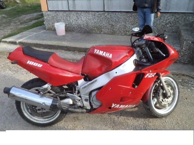 Yamaha FRZ 1000