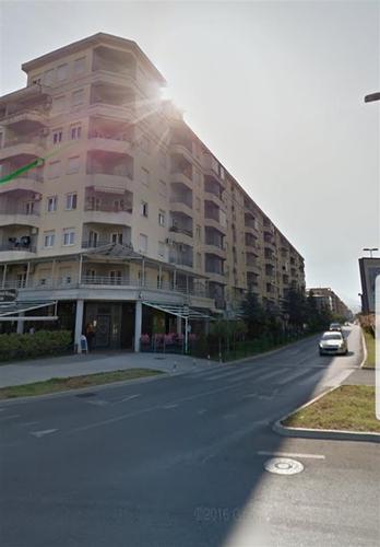 PRODAJA, JEDNOSOBAN STARI AERODROM ZGRADA "NORMAL"