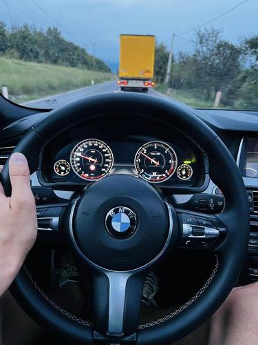 Bmw f10 restajling