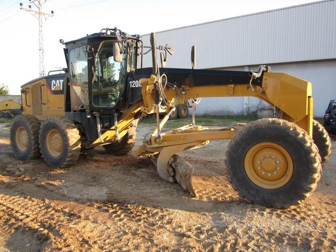 CAT 120M - 2012