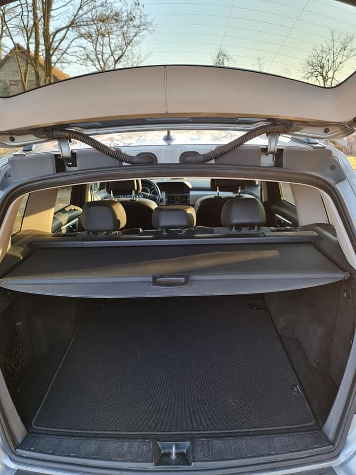 Mercedes-Benz-GLK220-CDI