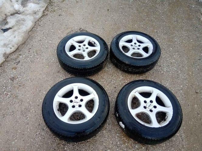 Auto djelovi