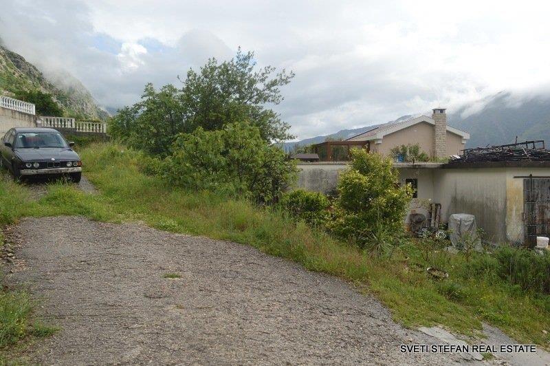 Plac-od-762m2-naselju-Dobrota