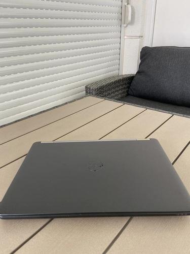 Laptop Dell Latitude i5 6 gen 8ram 4h baterija