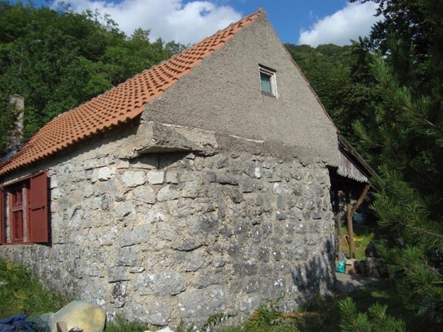 Kuca 65m2 na 20km od Novi Sad
