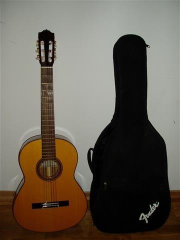 Akusticna gitara Yamaha CG151S