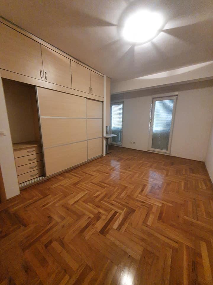 Podgorica---Dvosoban-stan-na-prodaju