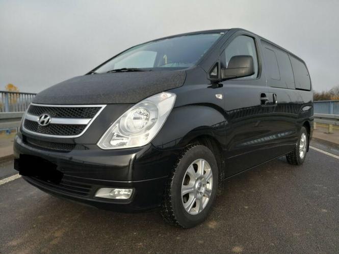 Hyundai H-1 Starex