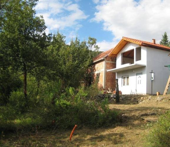 Nova kuća u blizini Herceg Novog i Igala