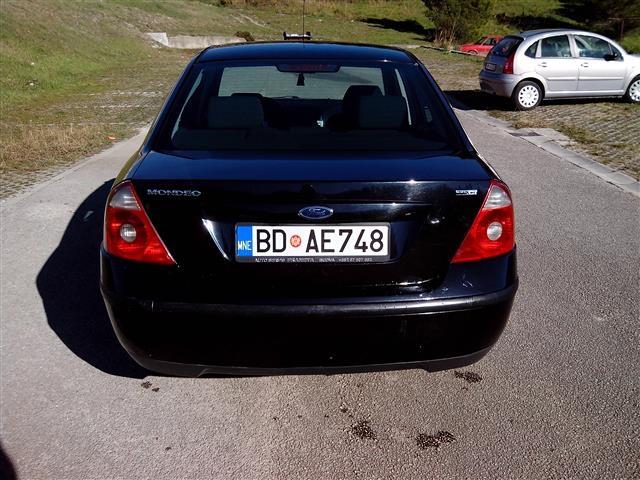 Ford-Mondeo--04
