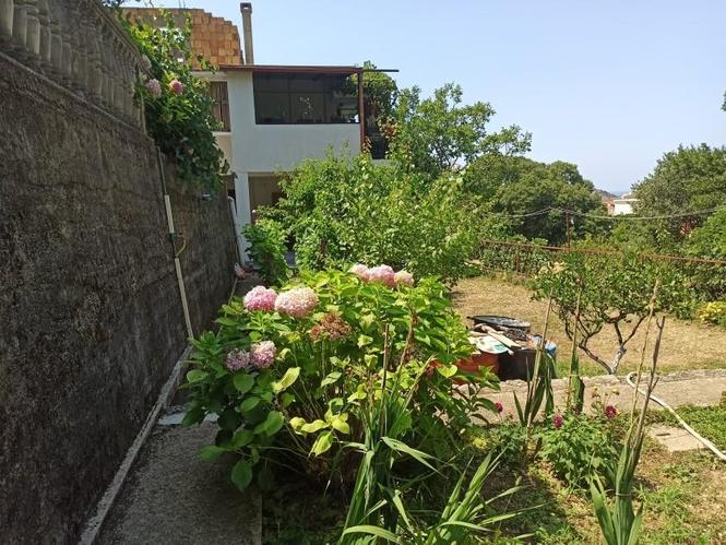 Prodajem Kuću, Sutomore