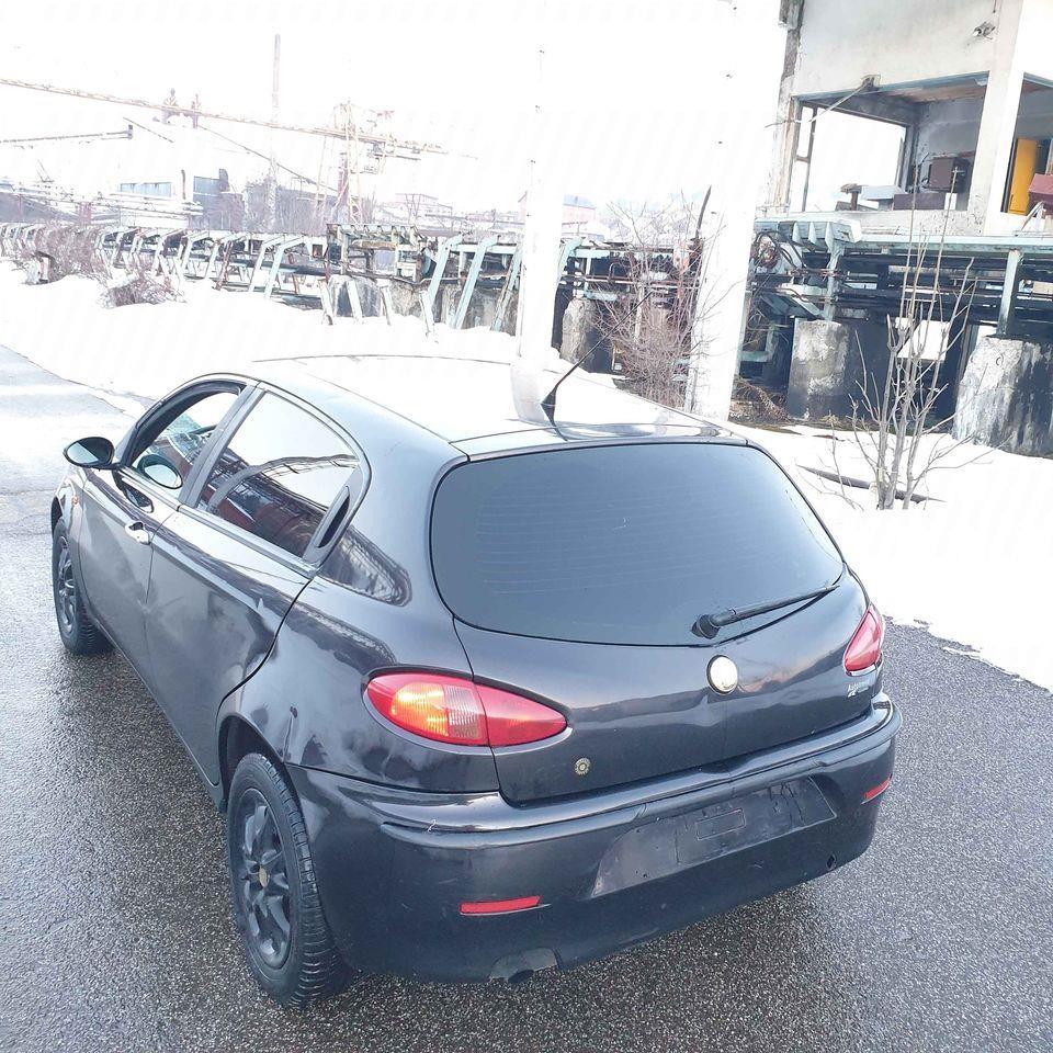 ALFA-147JTD-2003