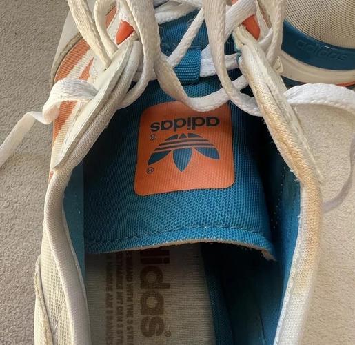 &#55357&#56393 ADIDAS ORIGINAL - BROJ 42.5 (U DOBROM STANJU)