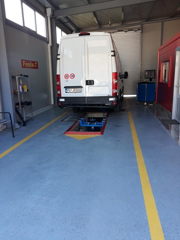 PRODAJE-SE-KOMBI-IVECO-DAILLY-35-S-17-3-0-MOTOR-2012-12-REGI