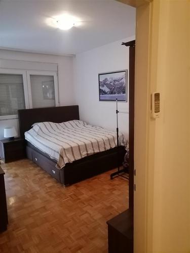 PRODAJA, DVOSOBAN KOD GINTASA 