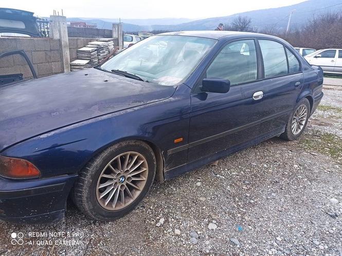 Bmw e39 u djelove 525tds