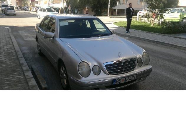 Mercedes Benz - E 220 CDI