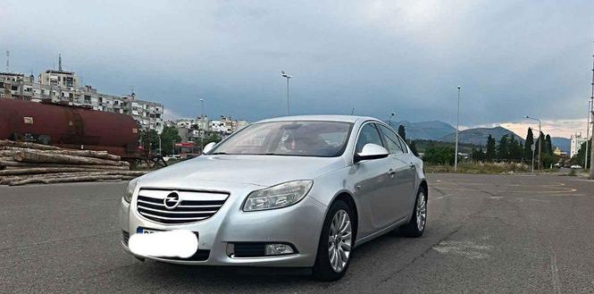 Opel Insignija 2,0cdti 2009