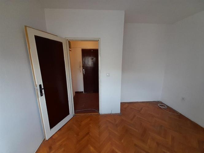 Izdajem stan u Ulici kralja Nikole, Podgorica