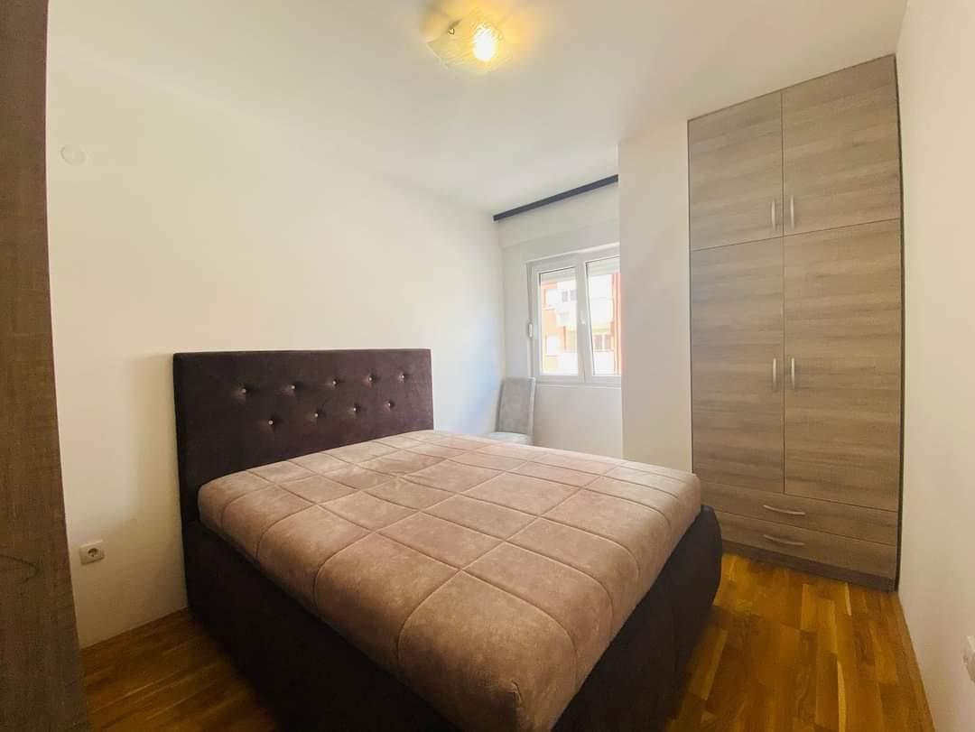 Izdaje-se-lux-stan