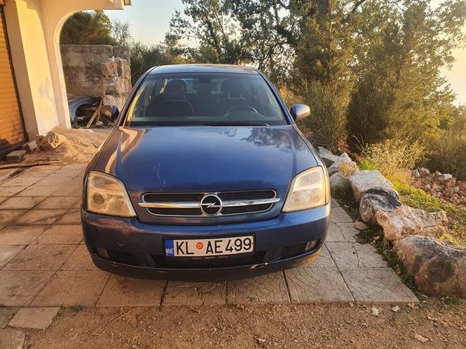 Opel vectra c 2.2 benzinac