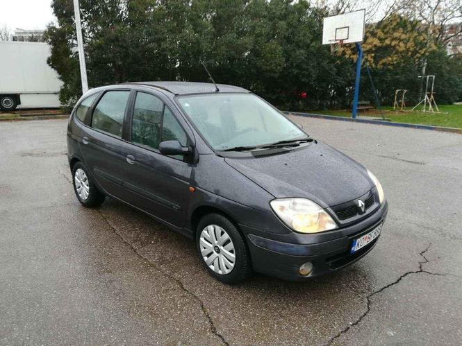 RENO SENIK 1.6 BENZINAC KIL79 GOD 2002 AUTO OCUVANO ODLICNO.
