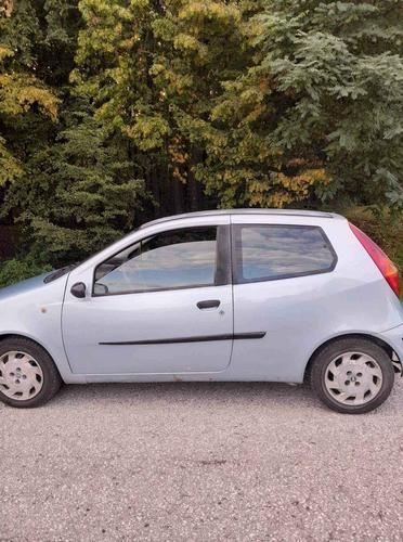 Fiat punto.1.2 benzin.44kw.2001 g.Uredno odjavljen tablice v