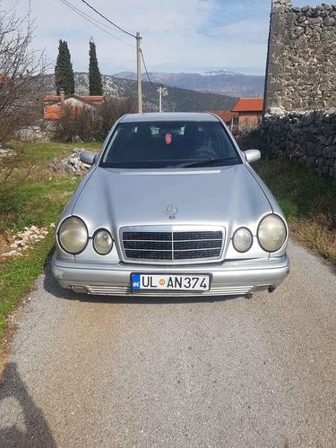 Mercedes E250