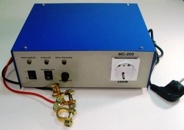 PRETVARAC NAPONA MC200 sa 12V 220V