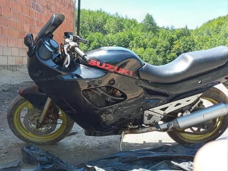 SuZuki-750-kubika-cg-papiri-moguća-razna-zamjena-069851800