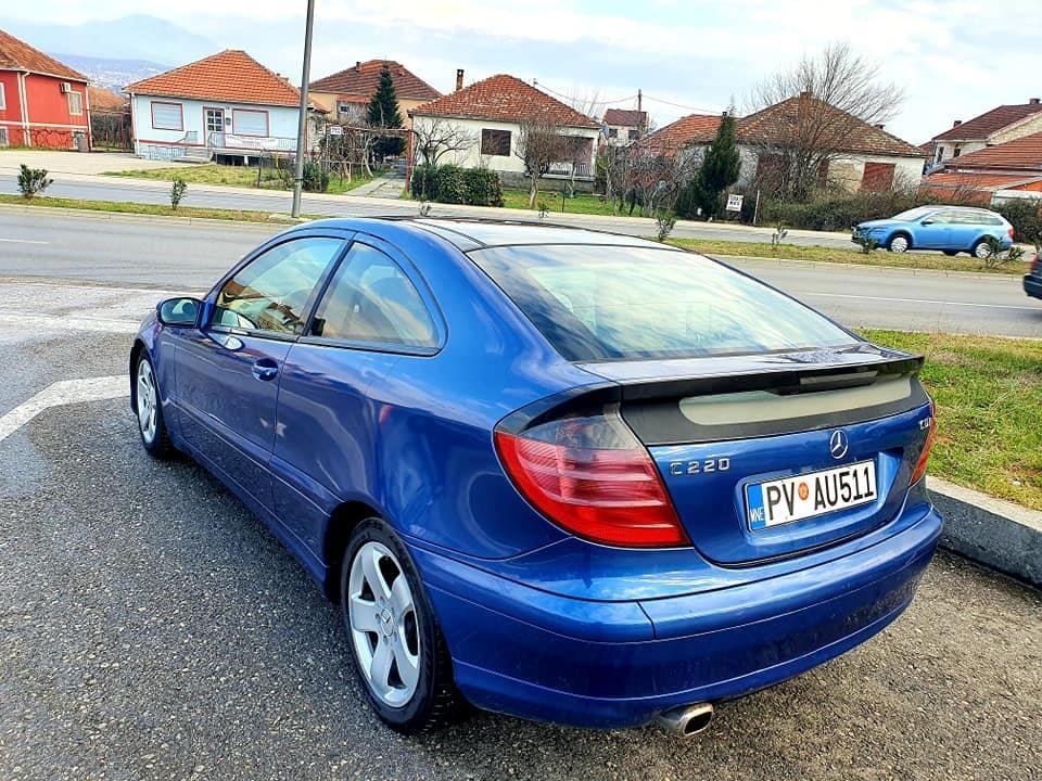 Mercedes-C220-cdi-2003