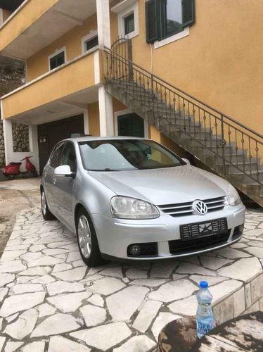 Automobili