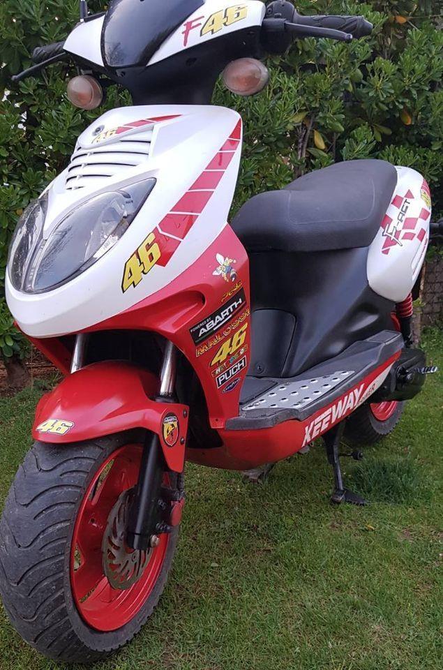 KEEWAY-F-act-50-VR-46-edition-2008