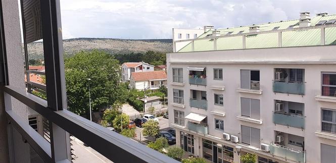 Izdavanje jednosoban stan Tološka šuma