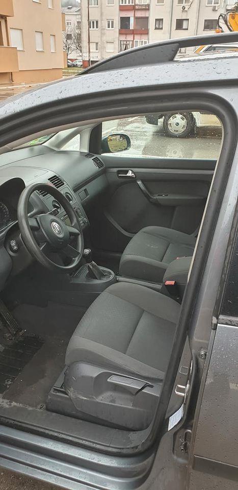 VW-TOURAN-1-9-TDI
