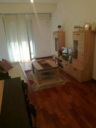 Prodajem jednosoban stan,44m2,na drugom spratu u z