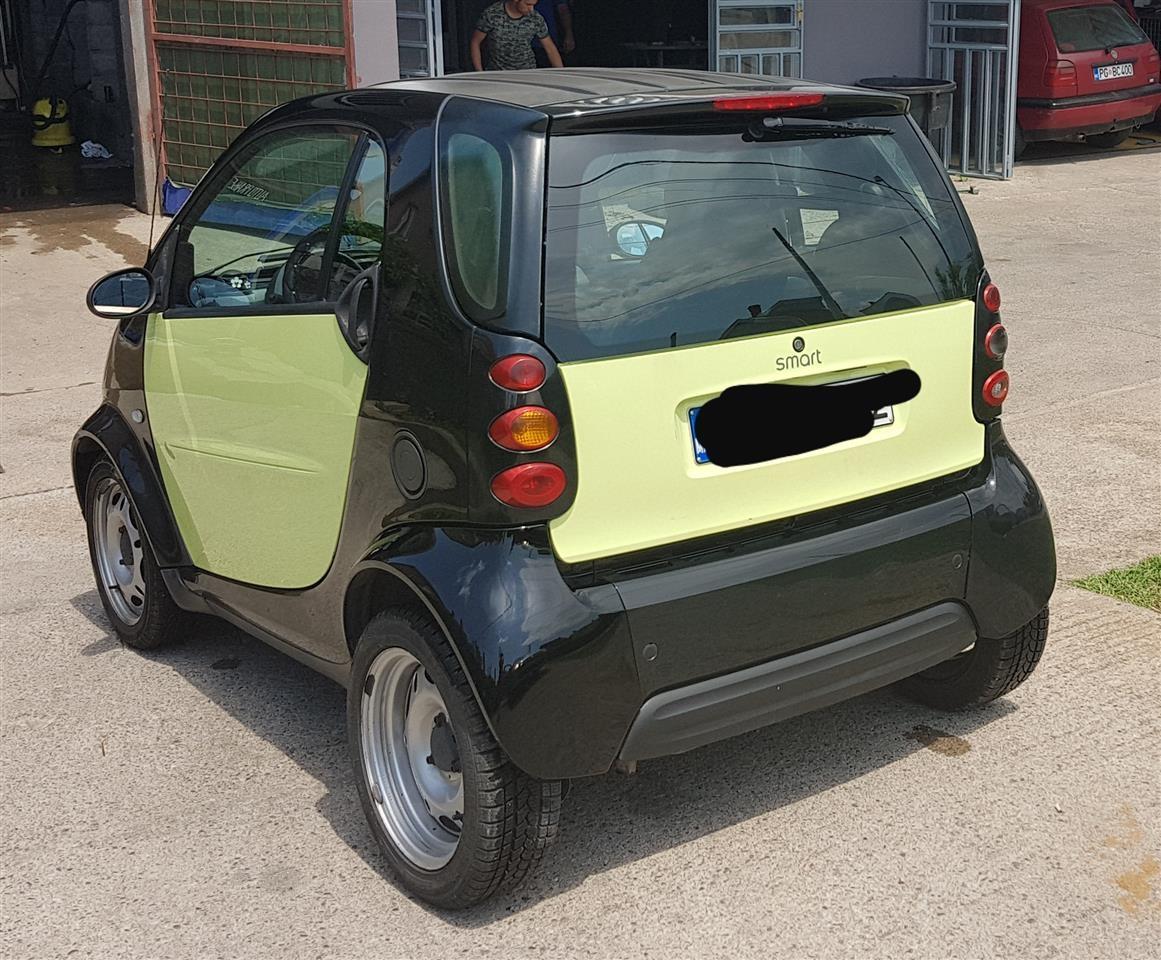 Smart-ForTwo-CITY-COUPE-