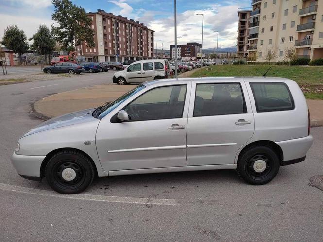 VW POLO